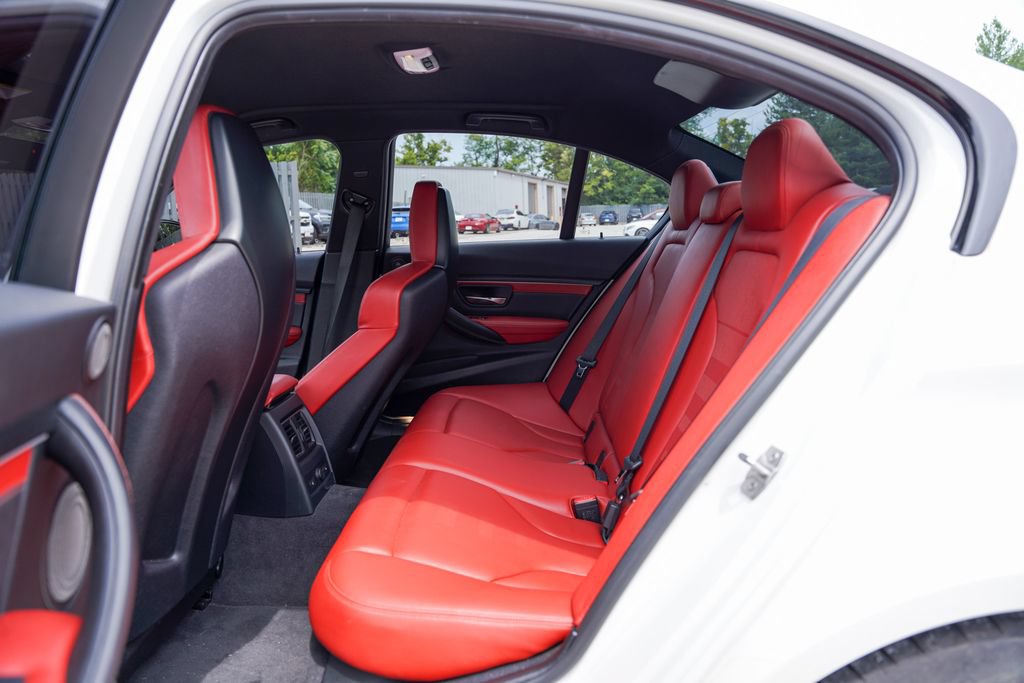 Used 2016 BMW M3 RWD image 31