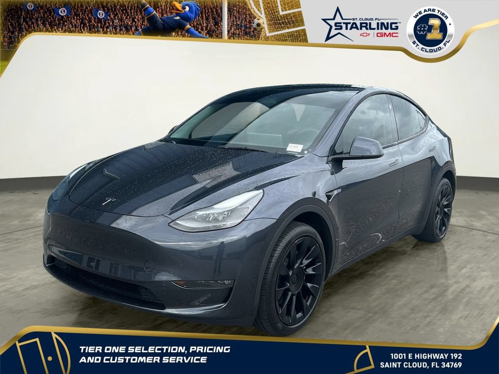 Used 2024 Tesla Model Y Long Range AWD/4WD image 1