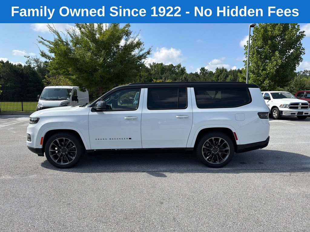 Used 2025 Jeep Grand Wagoneer L Series II Obsidian w/ Quick Order Packagew 28T AWD/4WD image 4