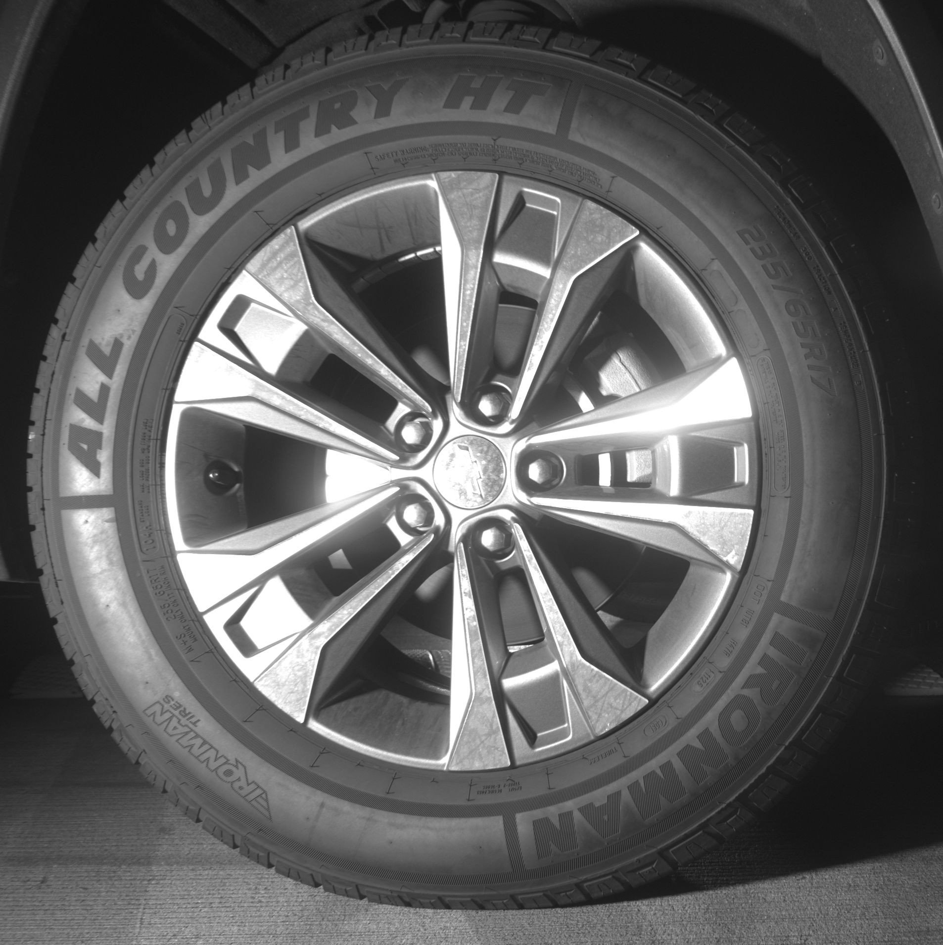 Used 2025 Chevrolet Equinox LT FWD image 13