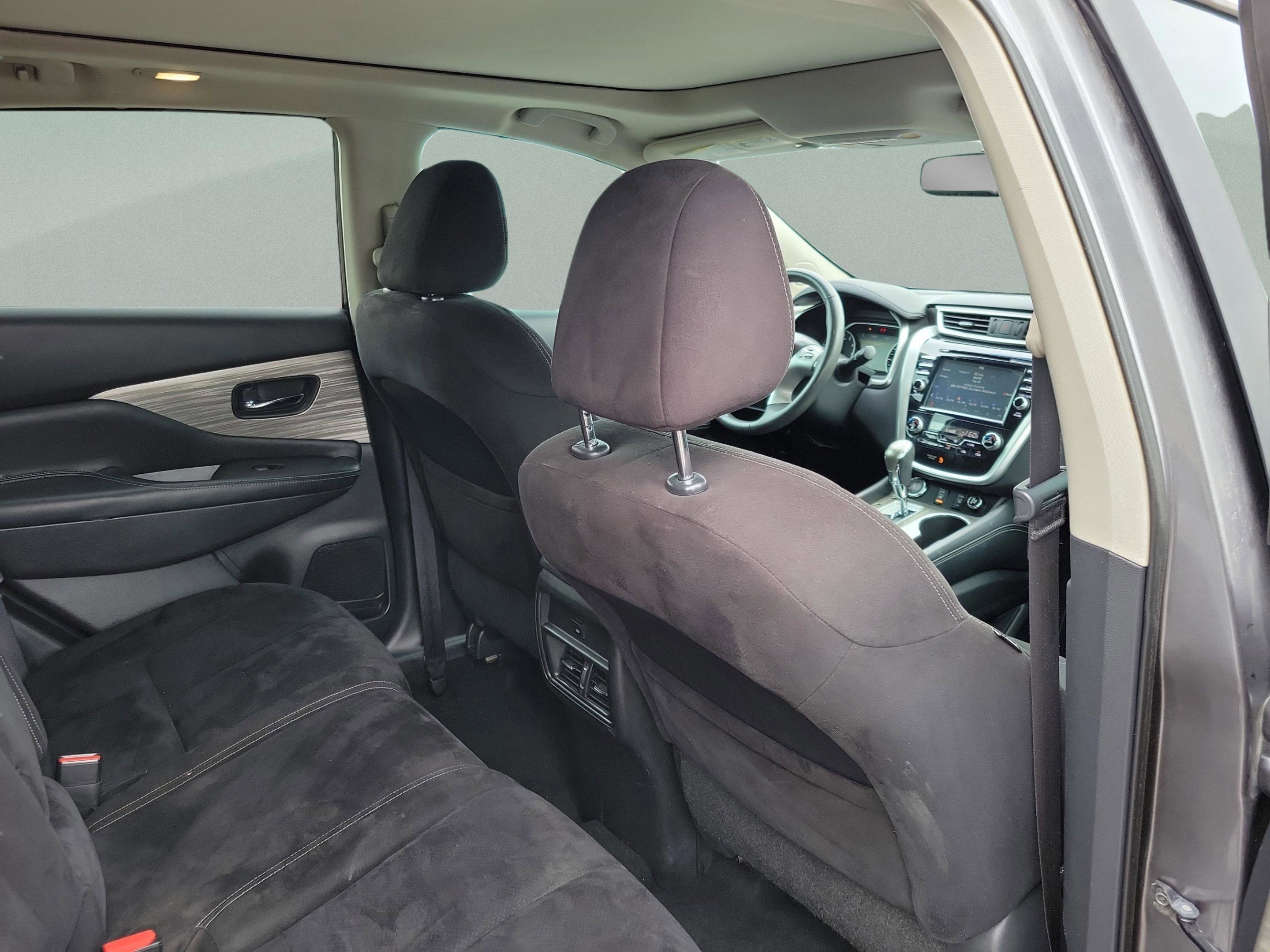 Used 2017 Nissan Murano SV w/ Premium Plus Package image 26