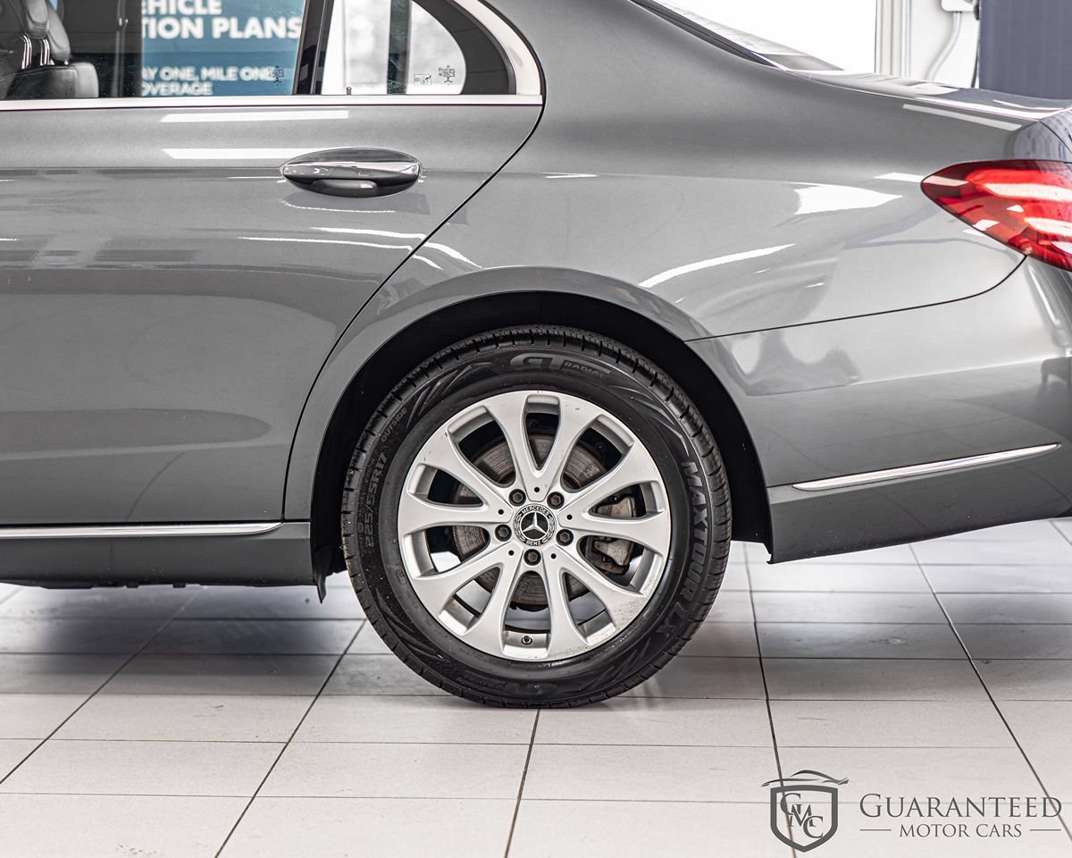 Used 2019 Mercedes-Benz E 300 4MATIC w/ Driver Assistance Package image 8