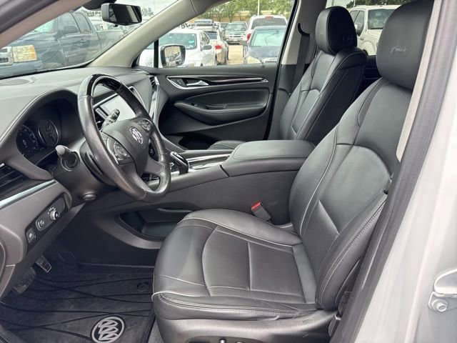 Used 2021 Buick Enclave Avenir w/ Avenir Technology Package AWD/4WD image 11