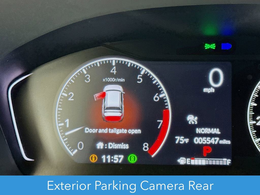 Used 2025 Honda Pilot Touring image 17