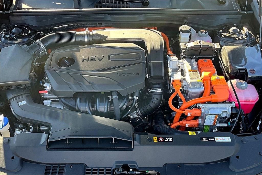 New 2025 Hyundai Sonata Limited image 34