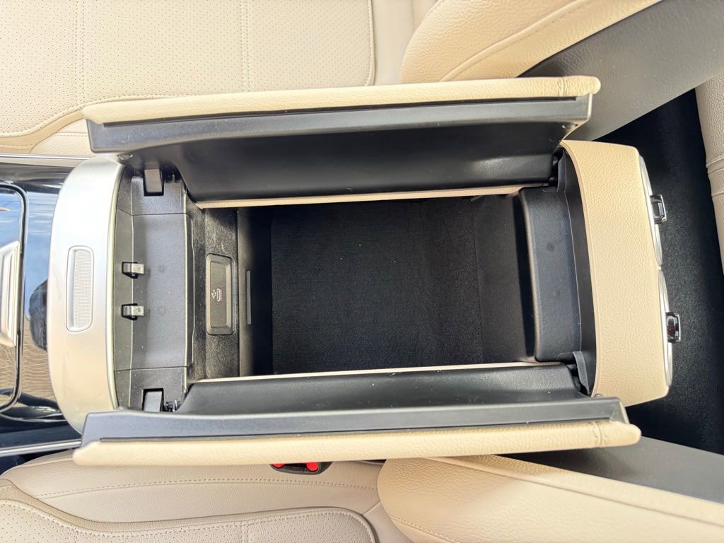 Used 2025 Mercedes-Benz C 300 Sedan image 48