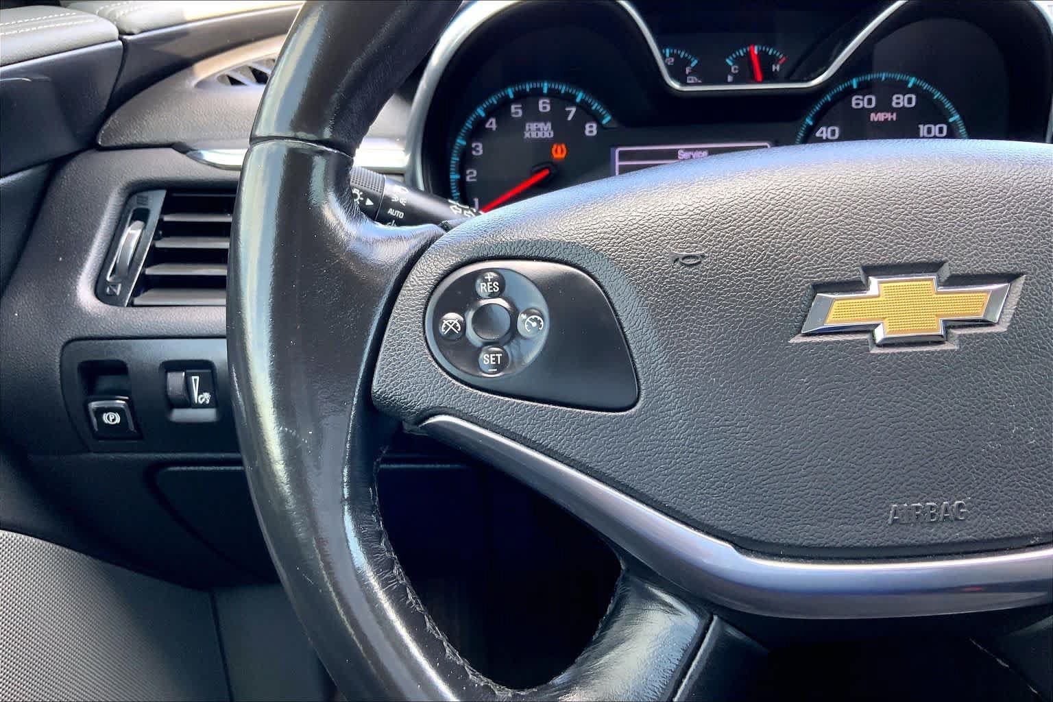 Certified 2018 Chevrolet Impala Premier FWD image 23
