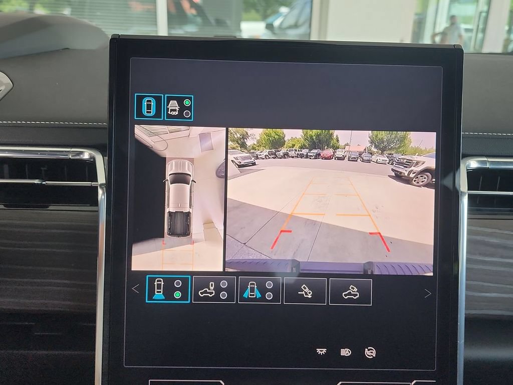 Certified 2025 GMC Sierra EV Denali AWD/4WD image 15