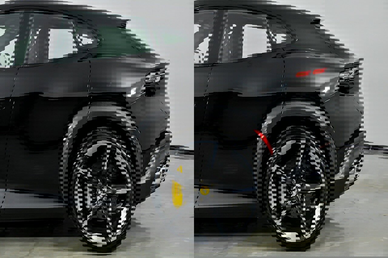 Used 2025 Ferrari Purosangue image 10