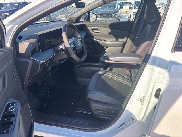 New 2026 Nissan Leaf Platinum+ FWD image 8