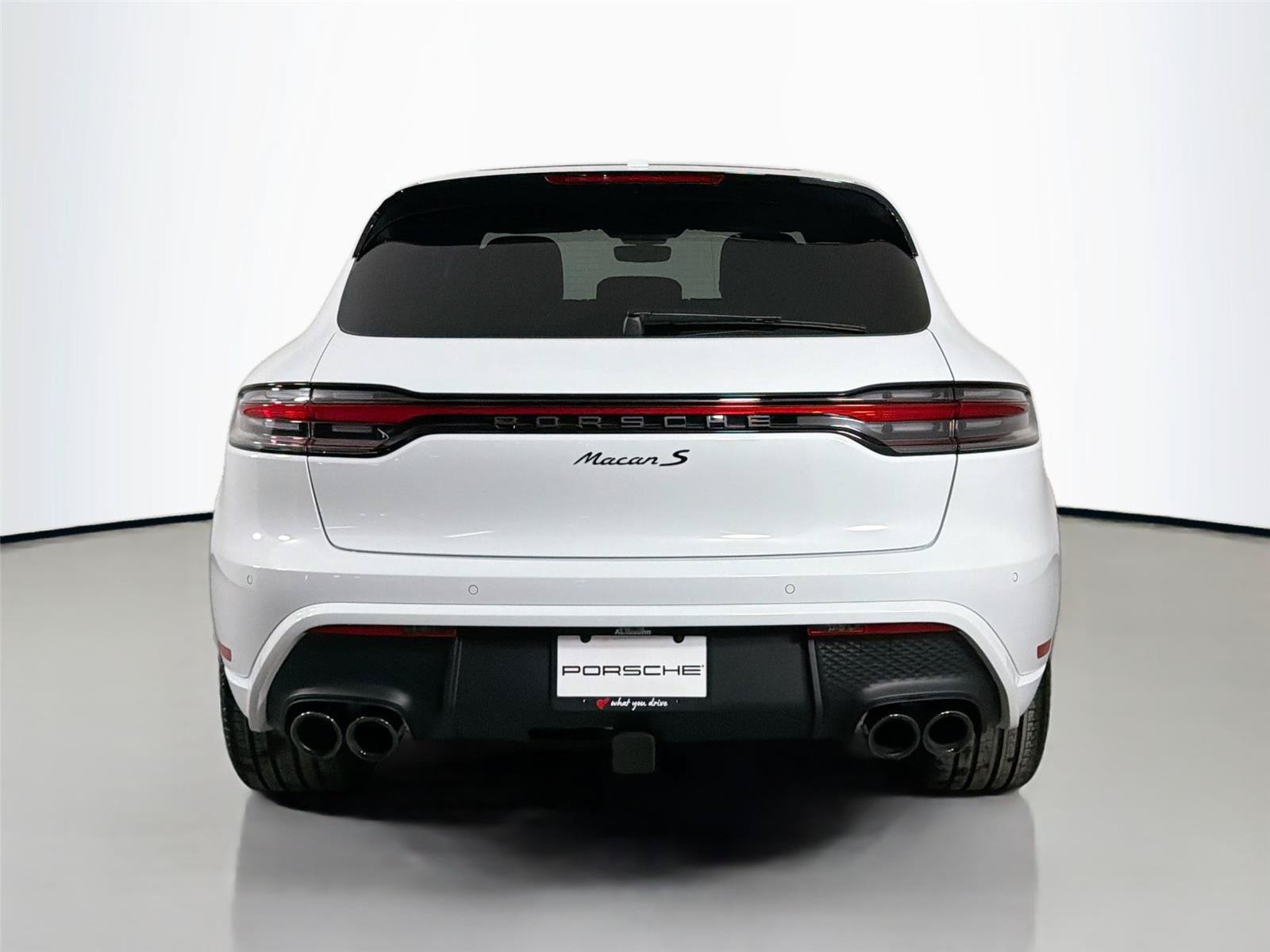 Certified 2025 Porsche Macan S AWD/4WD image 6