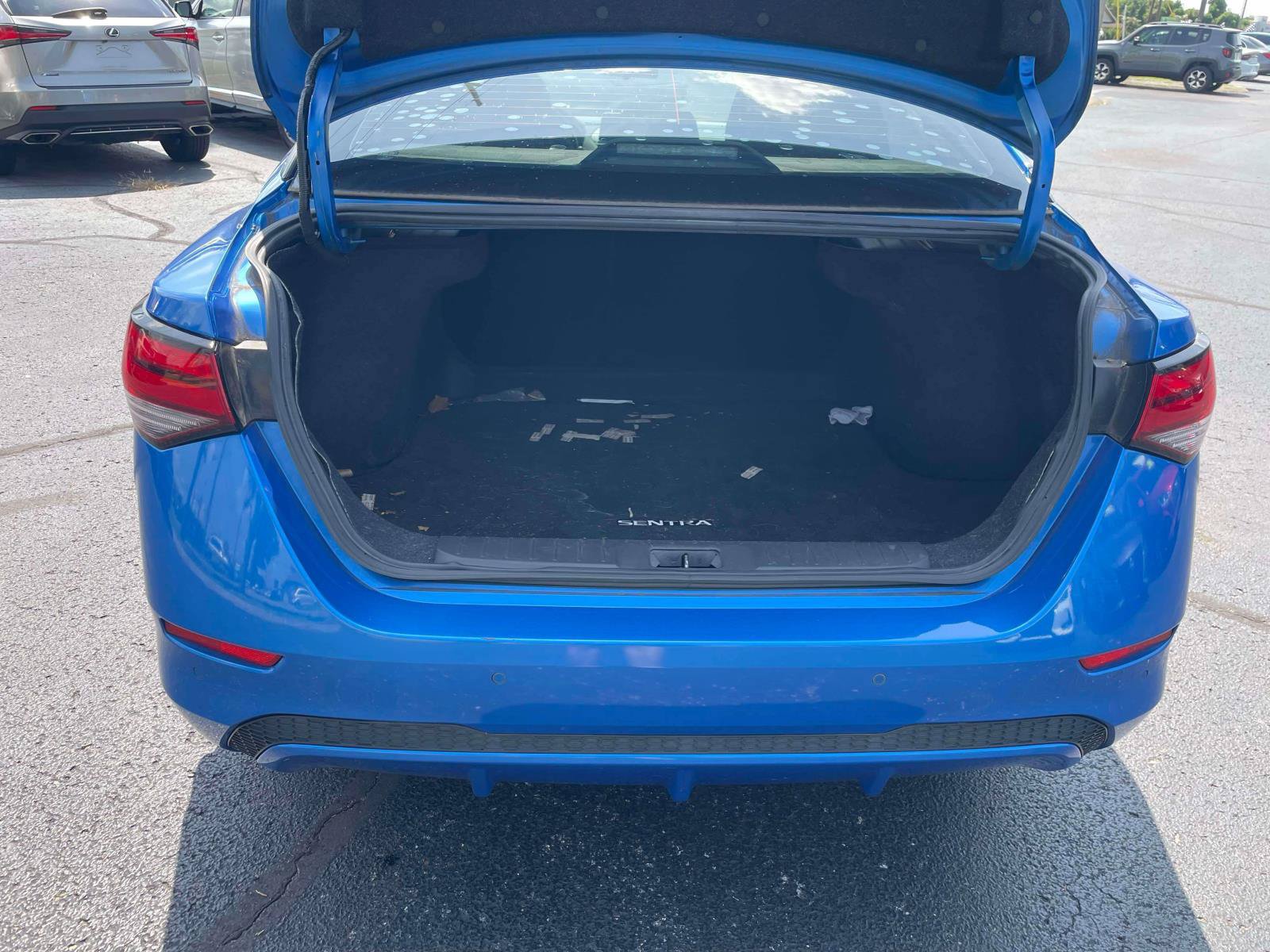 Used 2021 Nissan Sentra SV FWD image 7