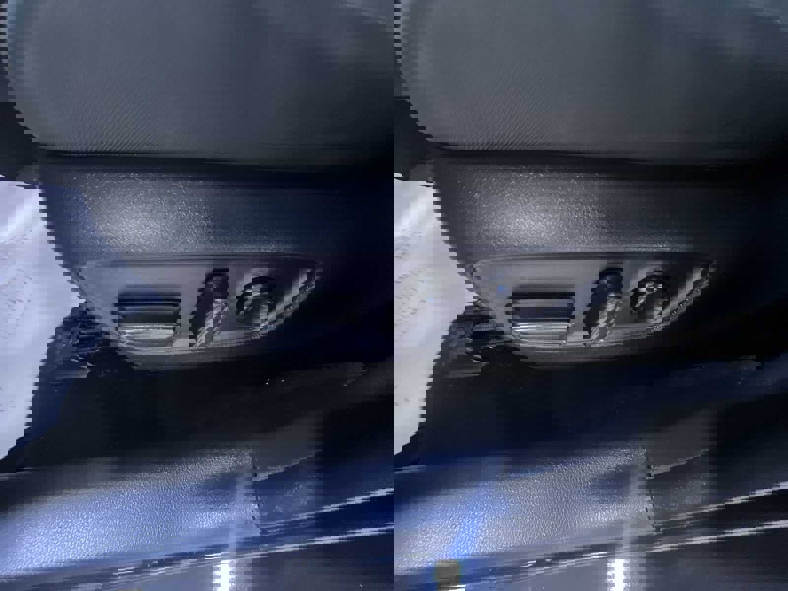 Used 2022 Toyota RAV4 XLE image 13