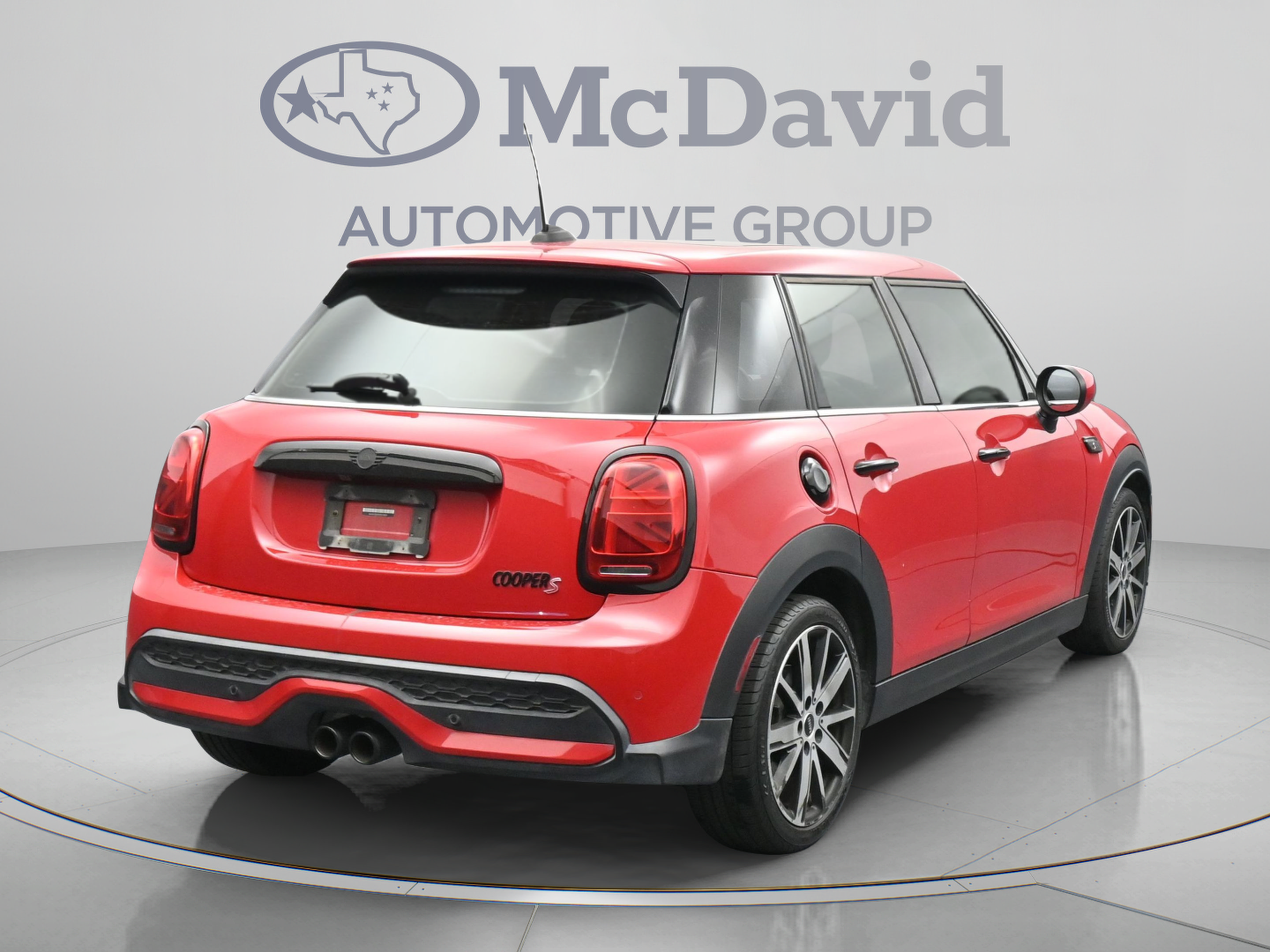Used 2024 MINI Cooper S FWD image 8