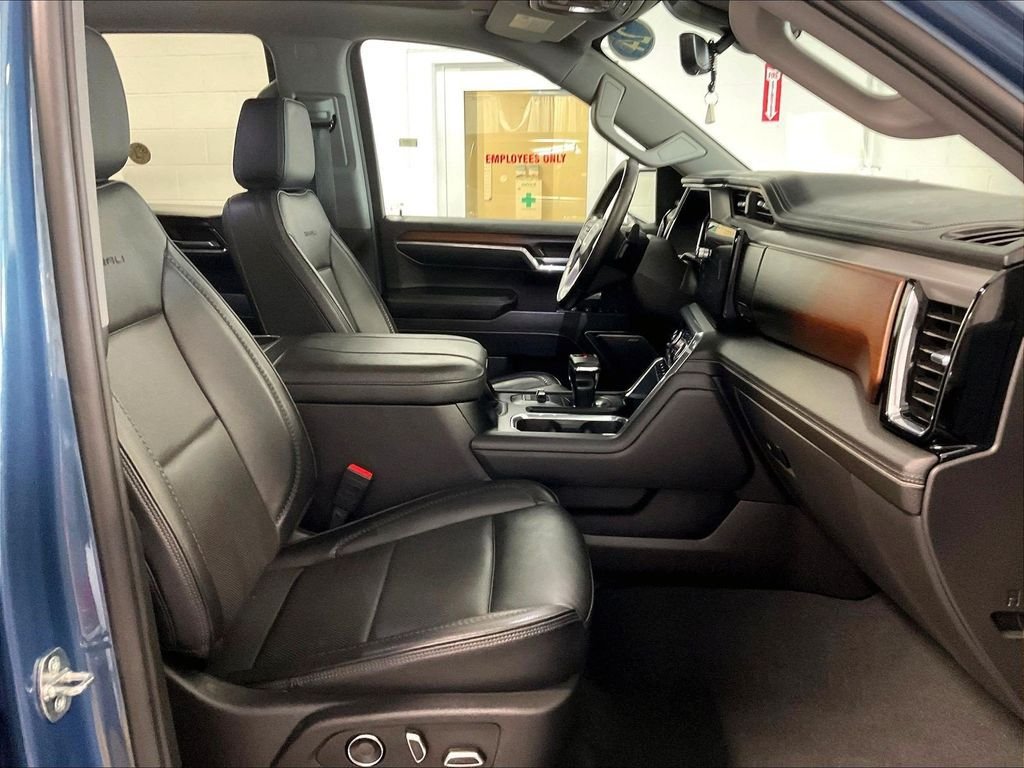 Used 2024 GMC Sierra 1500 Denali AWD/4WD image 11