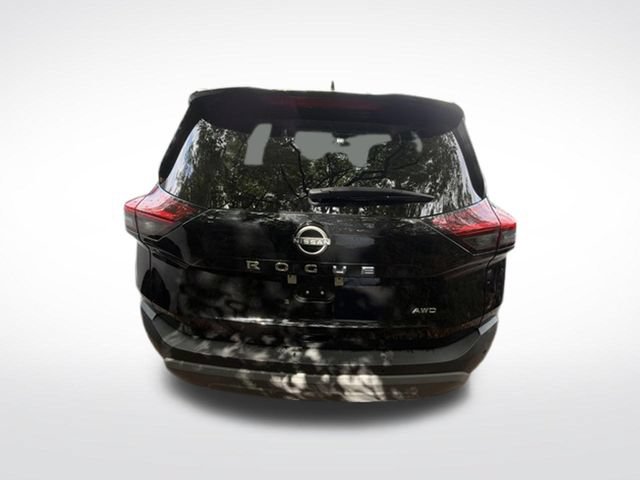 Used 2023 Nissan Rogue S AWD/4WD image 7