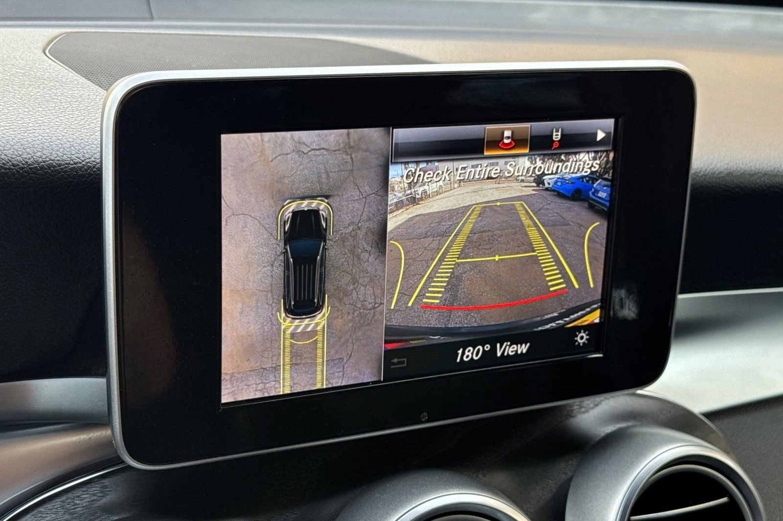 Used 2018 Mercedes-Benz GLC 300 4MATIC image 19