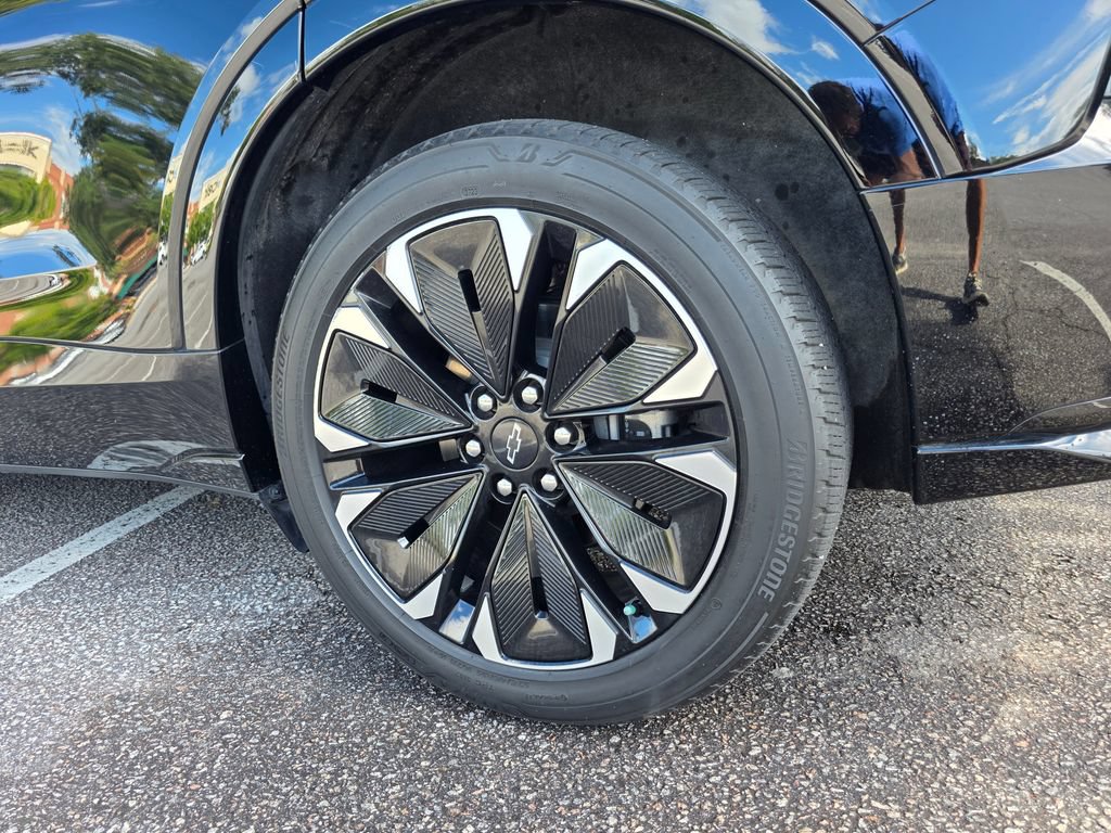 Certified 2024 Chevrolet Blazer EV RS AWD/4WD image 31