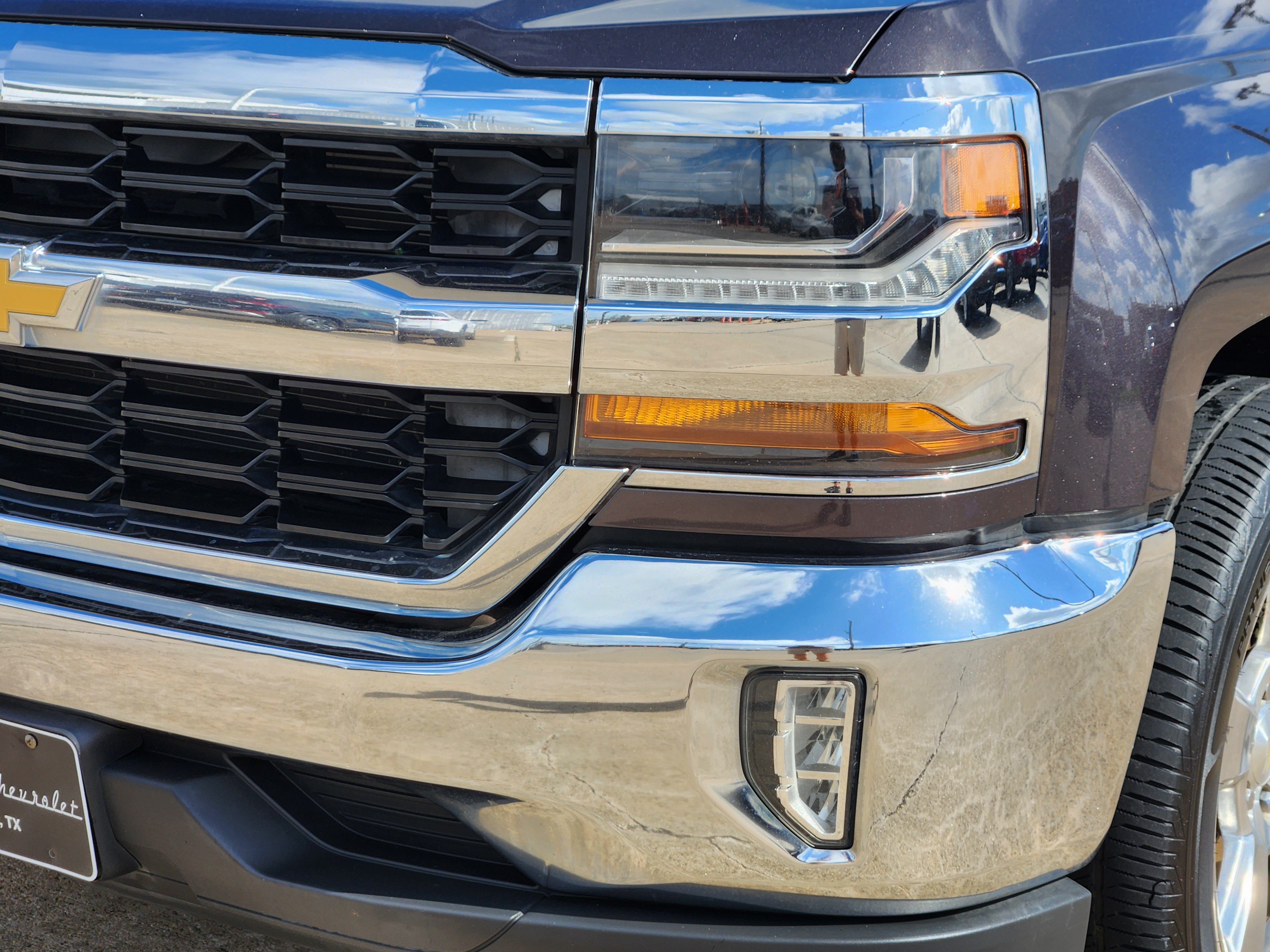 Used 2016 Chevrolet Silverado 1500 LT w/ Texas Edition RWD image 10