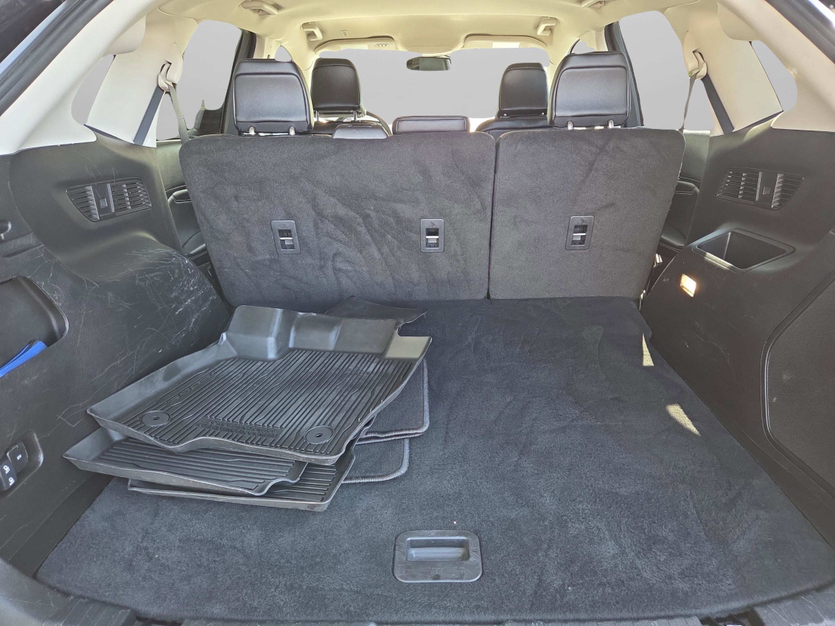 Used 2024 Ford Edge Titanium image 31