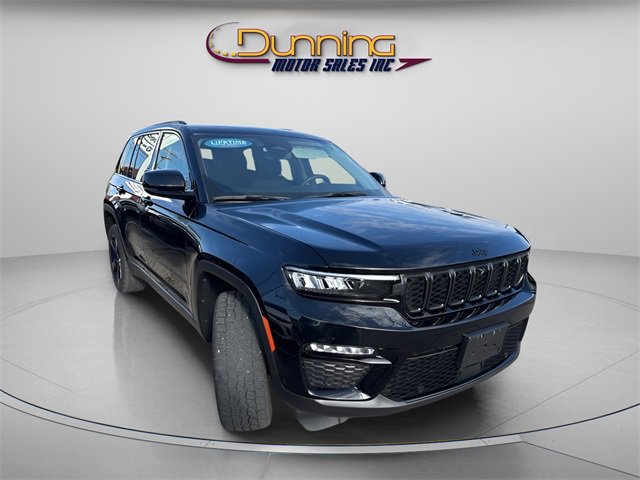 Used 2023 Jeep Grand Cherokee Limited w/ Luxury Tech Group II image 4