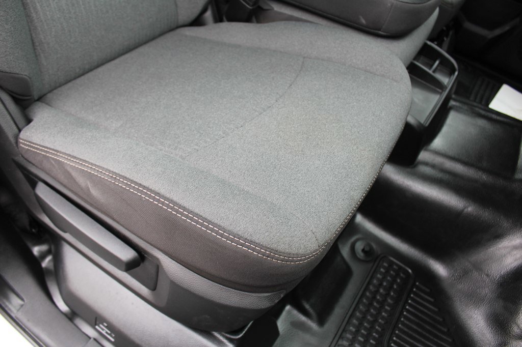 Used 2024 RAM 3500 Tradesman w/ Chrome Appearance Group image 24