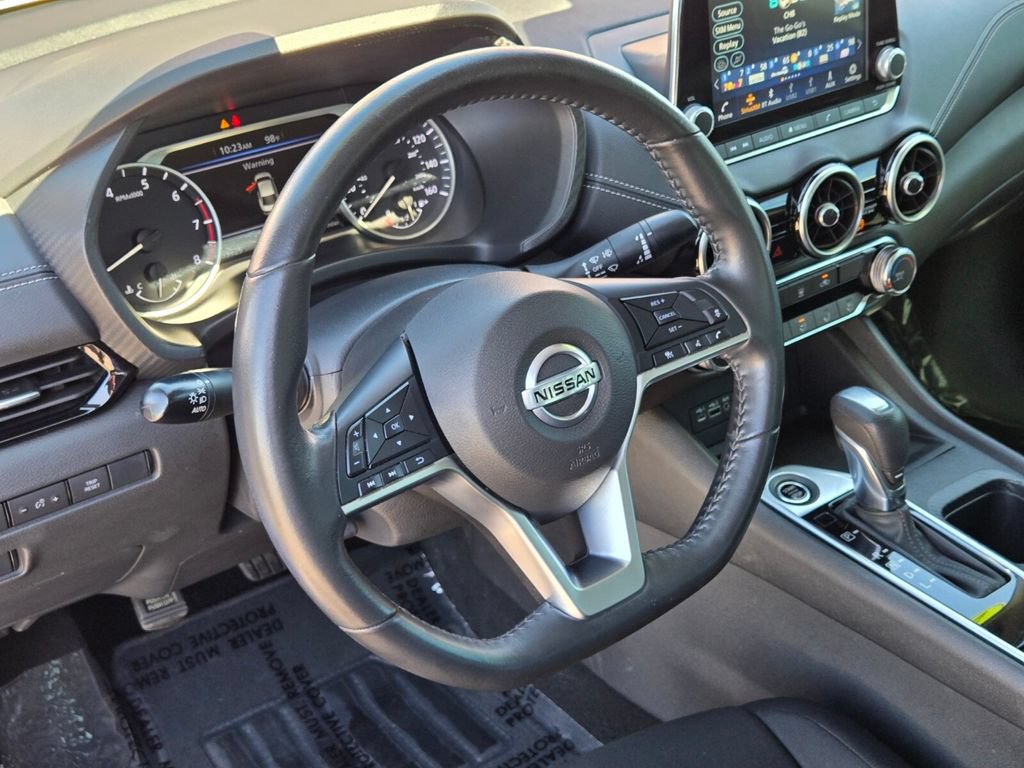 Certified 2022 Nissan Sentra SV FWD image 23