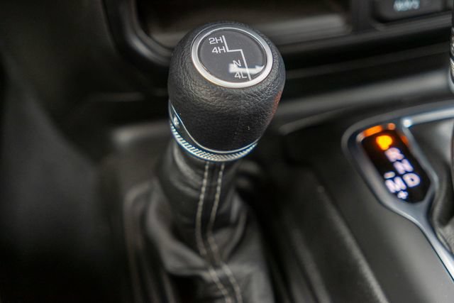 Used 2024 Jeep Gladiator Sport w/ Dual Top Group AWD/4WD image 44