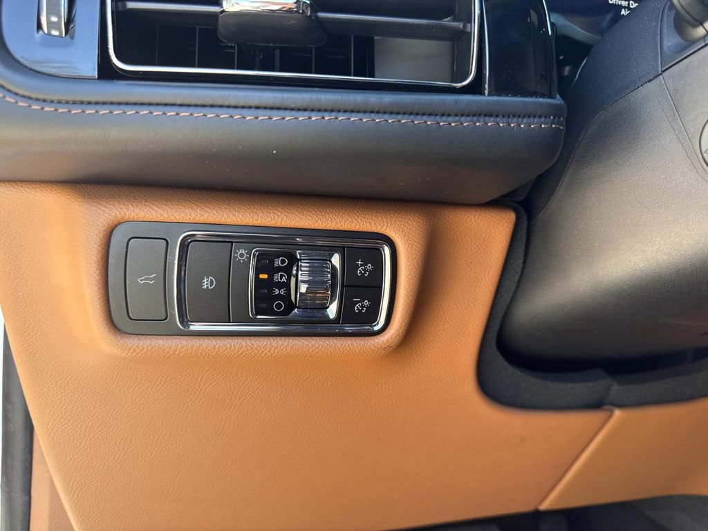 Certified 2024 Lincoln Aviator Black Label AWD/4WD image 33