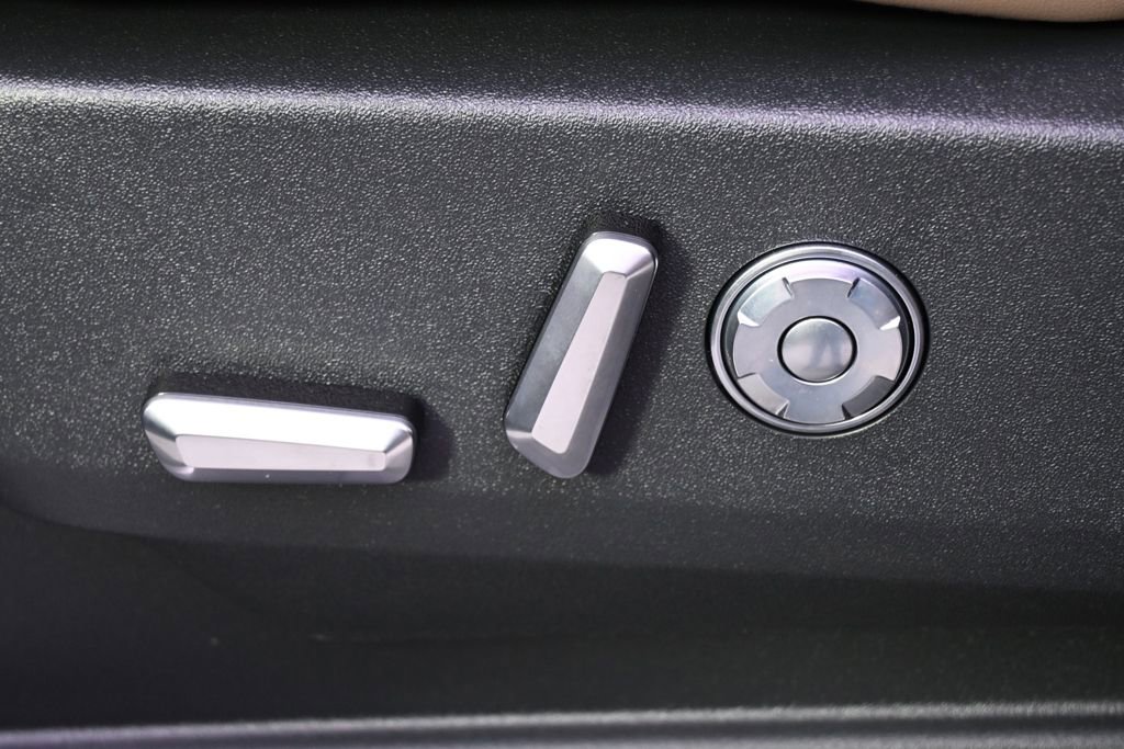 New 2026 Lincoln Navigator L Black Label image 14