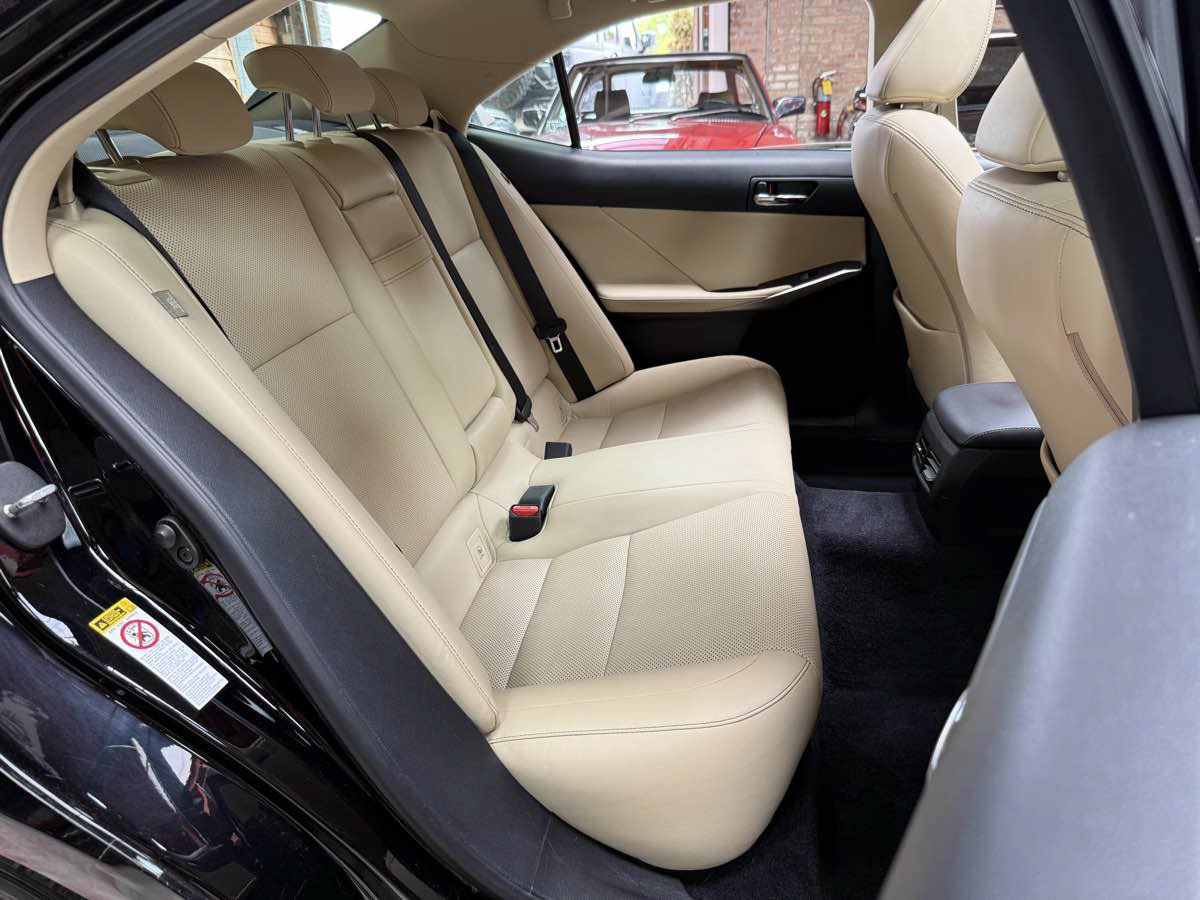 Used 2014 Lexus IS 350 AWD w/ Navigation Package image 28