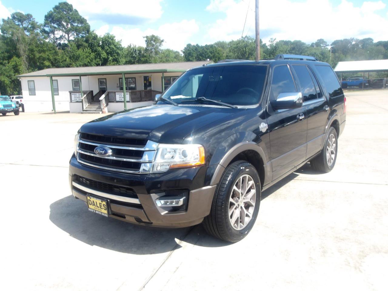 Used 2015 Ford Expedition King Ranch RWD image 2
