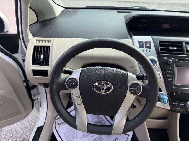 Used 2012 Toyota Prius V Two image 17