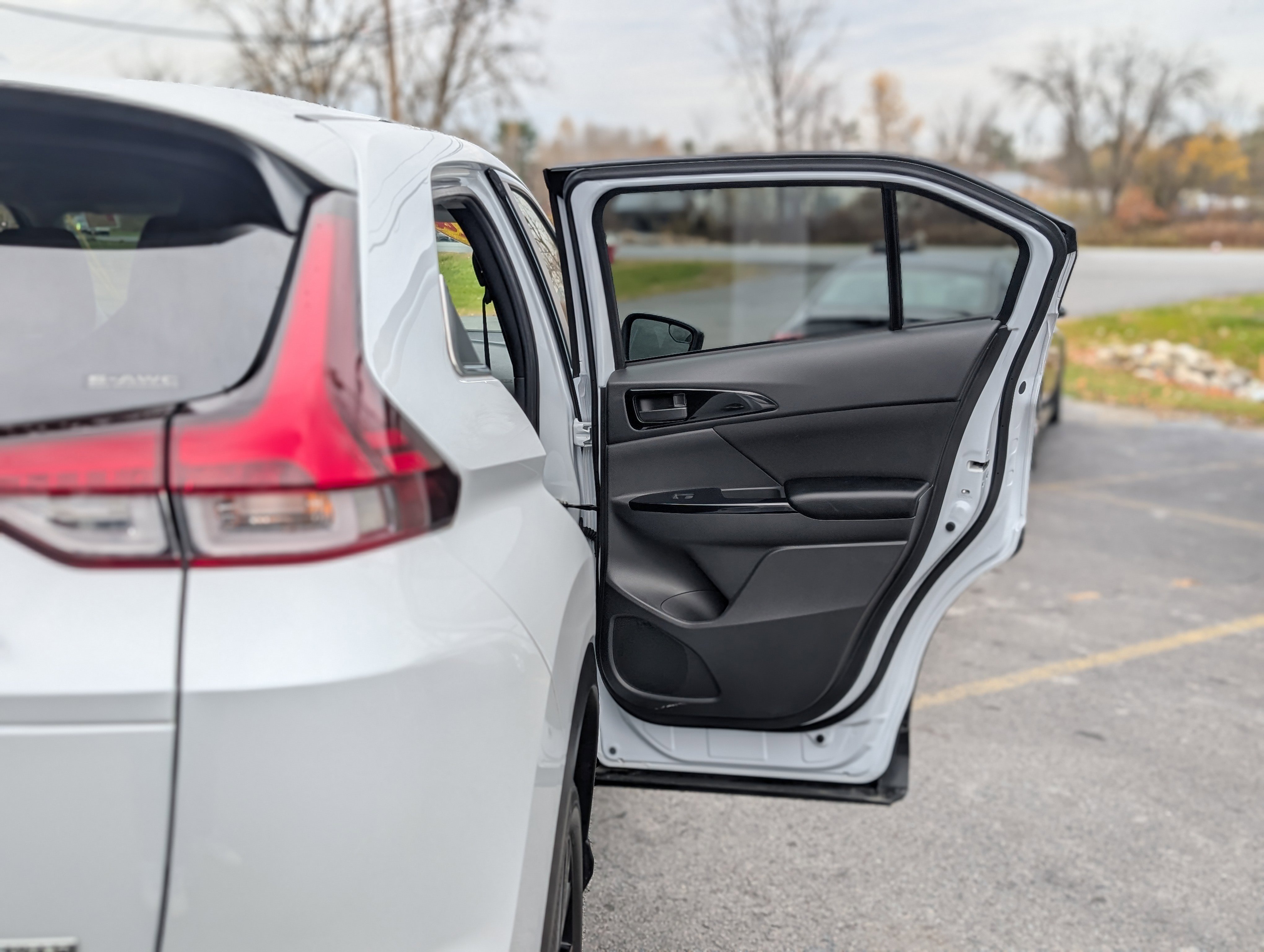 Used 2024 Mitsubishi Eclipse Cross LE image 34