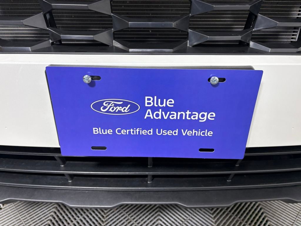 Used 2025 Kia Sportage LX image 9