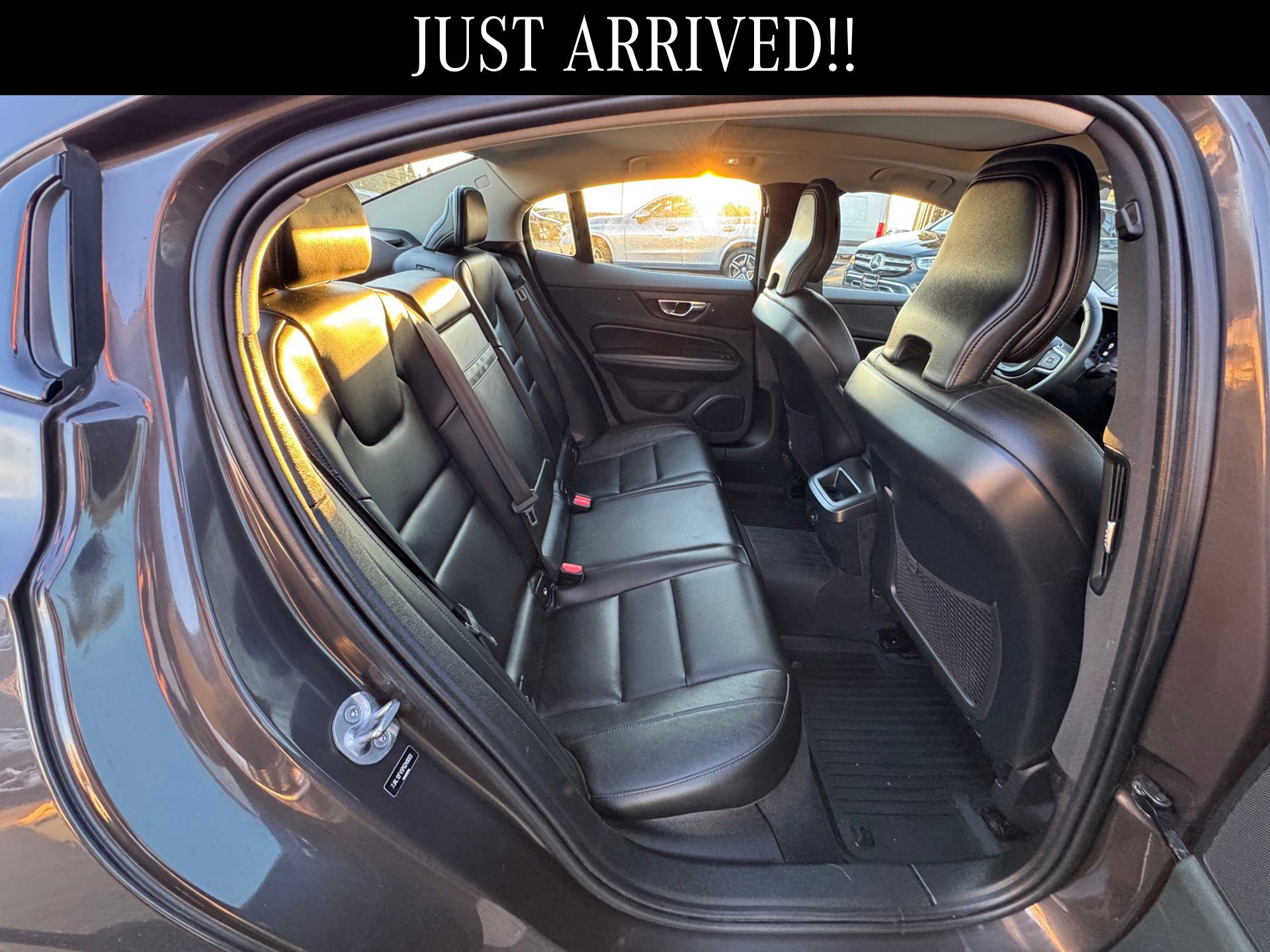 Used 2023 Volvo S60 B5 Core w/ Climate Package image 11