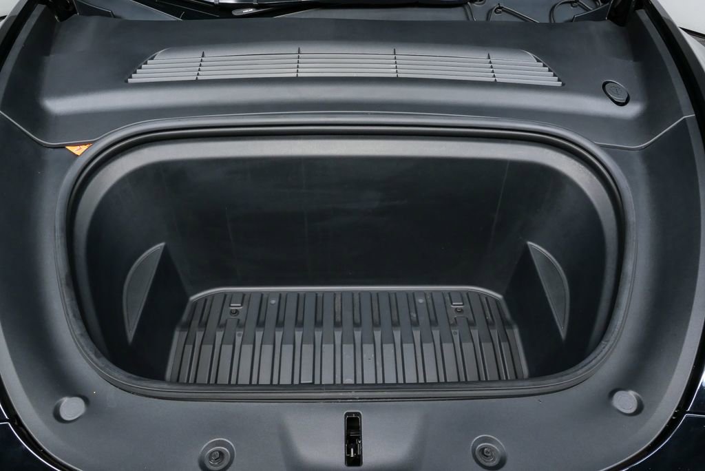 Used 2021 Tesla Model Y Performance image 7