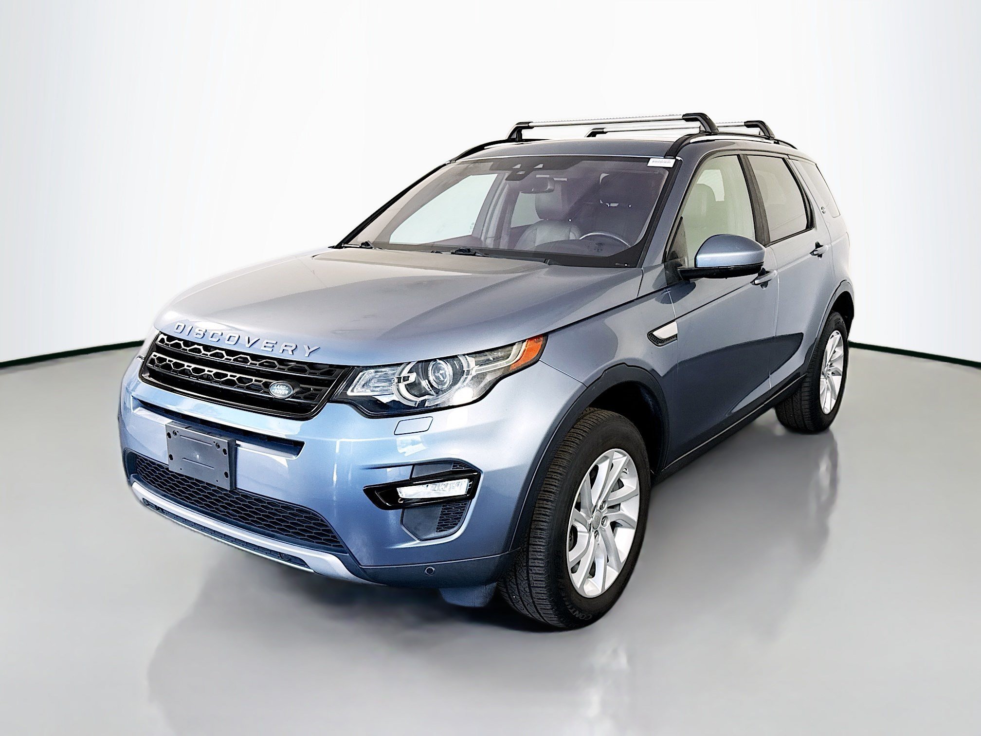 Used 2019 Land Rover Discovery Sport HSE AWD/4WD image 4