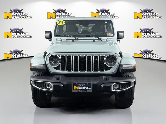 Used 2024 Jeep Wrangler Unlimited Sahara w/ Technology Group AWD/4WD image 2