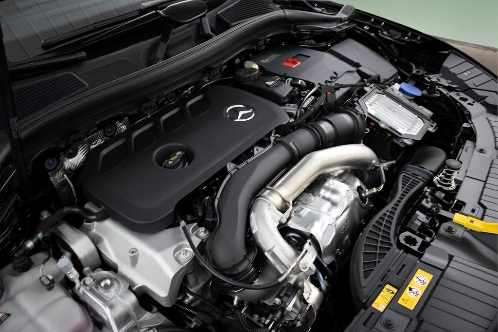 Used 2025 Mercedes-Benz GLA 250 image 13