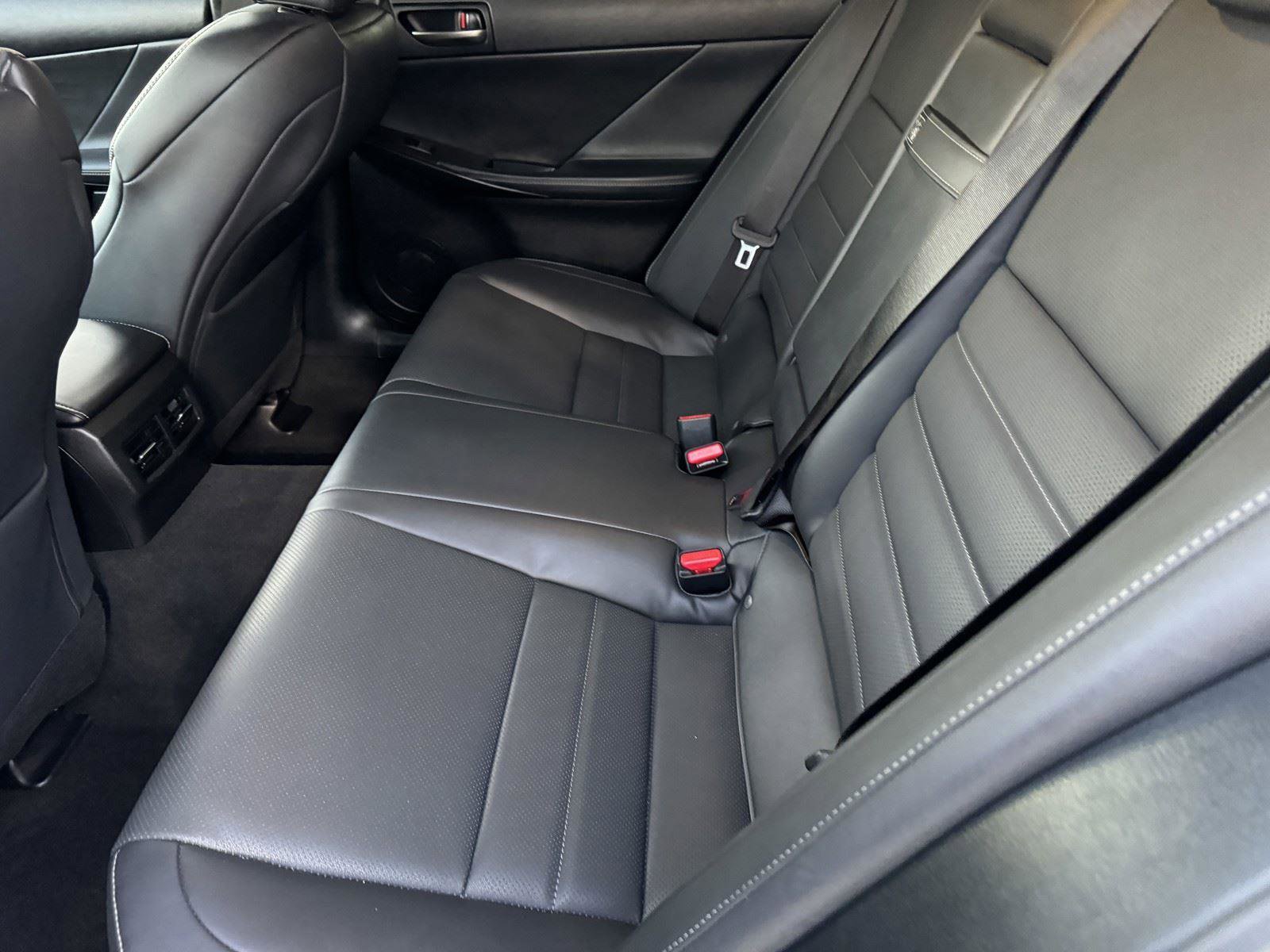 Used 2025 Lexus IS 350 F Sport image 12