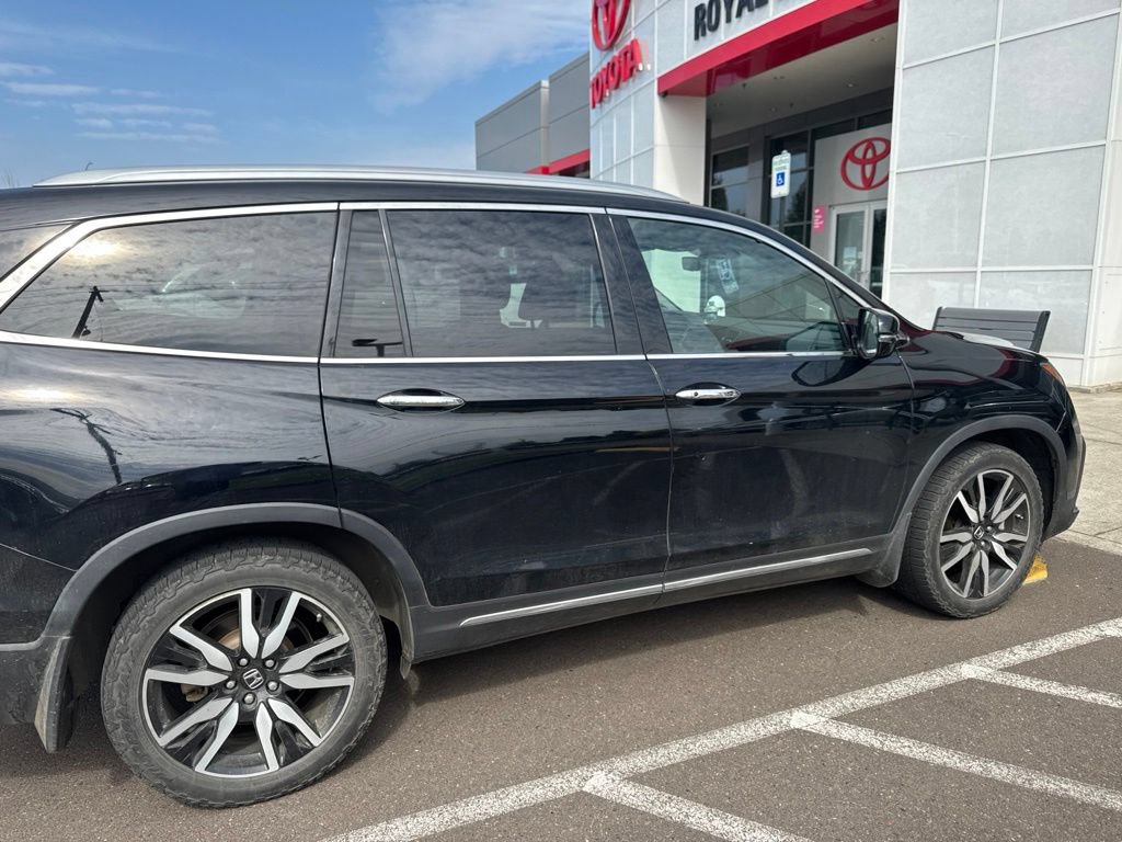 Used 2021 Honda Pilot Touring image 4