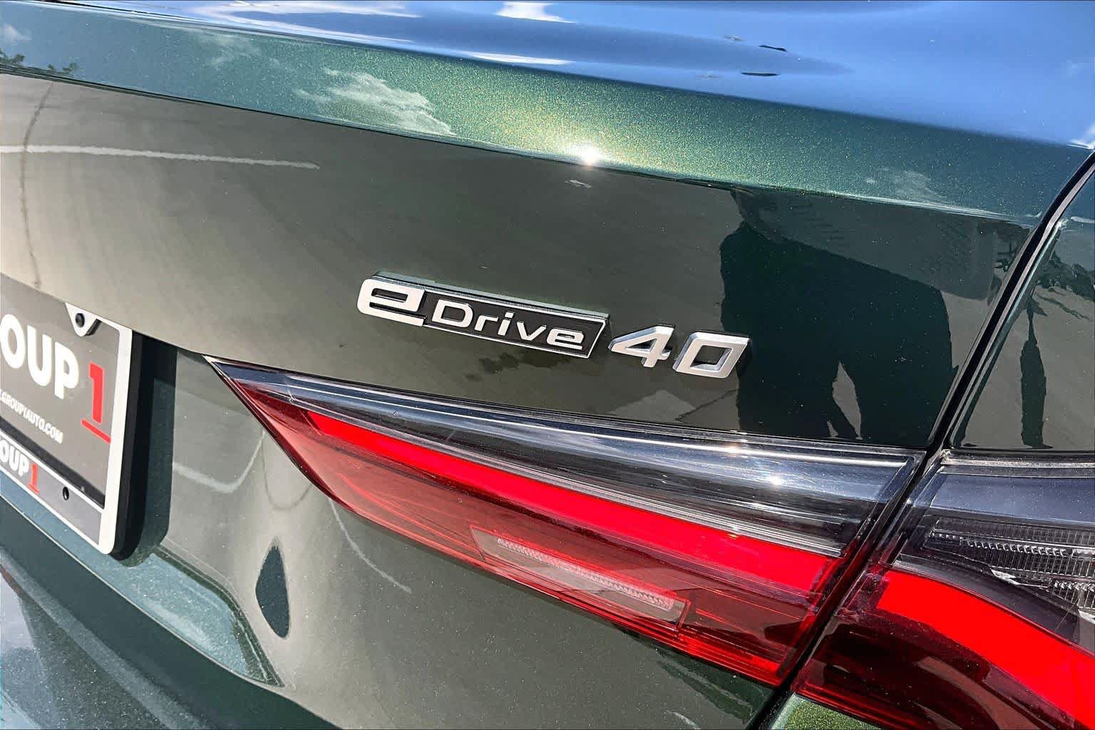 Used 2024 BMW i4 eDrive40 w/ M Sport Package RWD image 9