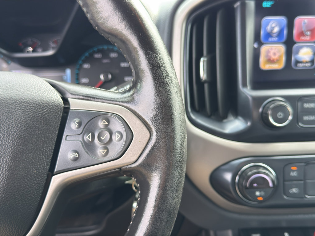 Used 2018 Chevrolet Colorado Z71 AWD/4WD image 32