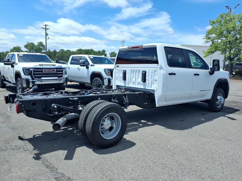 New 2026 GMC Sierra 3500 Pro w/ Convenience Package AWD/4WD image 3