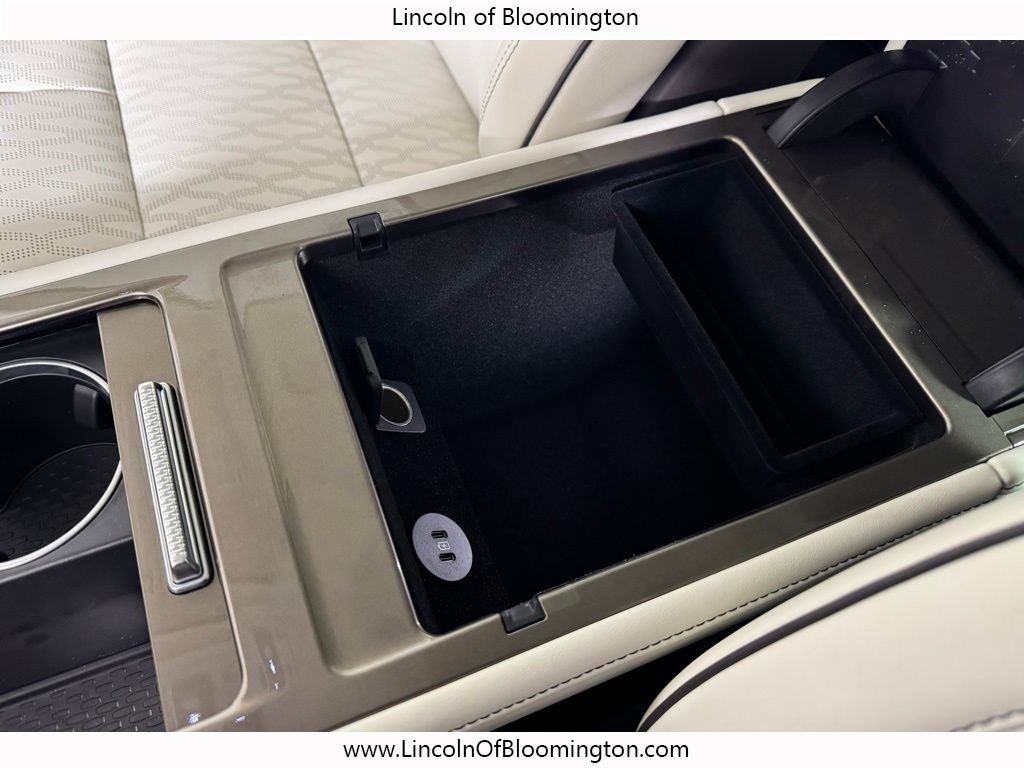 New 2026 Lincoln Nautilus Black Label w/ Jet Appearance Package image 50