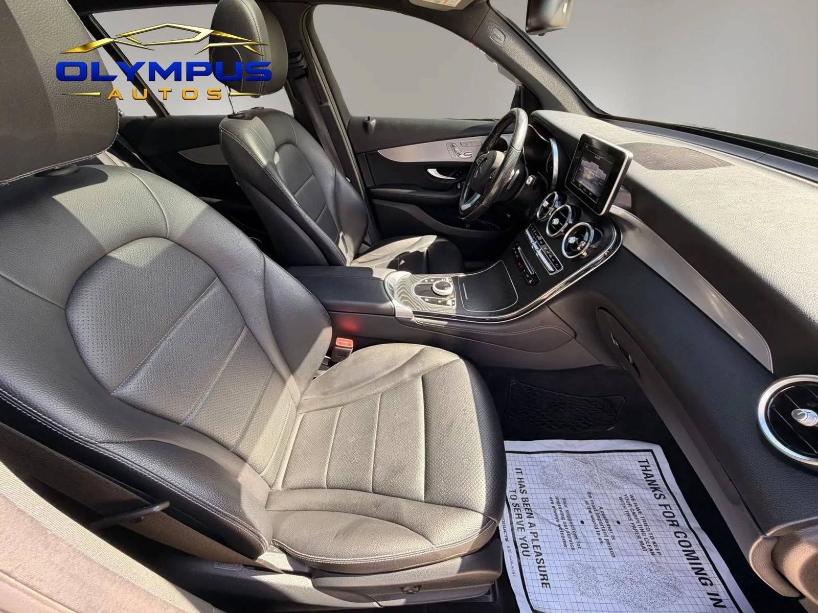Used 2019 Mercedes-Benz GLC 300 4MATIC w/ Premium Package image 16