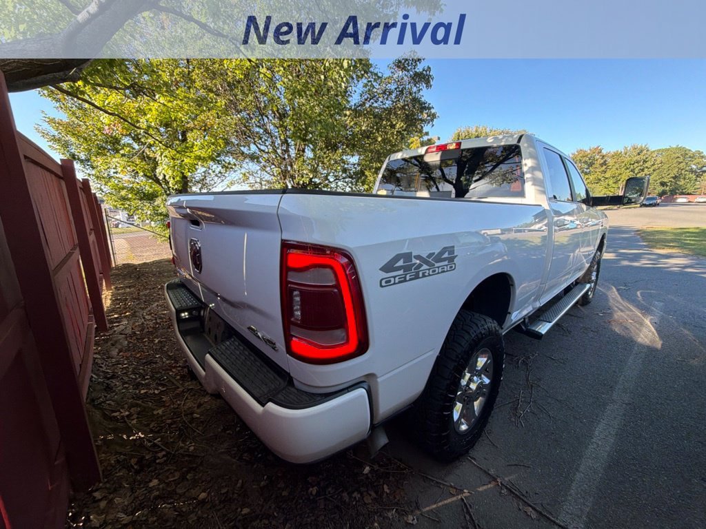 Used 2021 RAM 2500 Big Horn w/ Level B Equipment Group AWD/4WD image 9