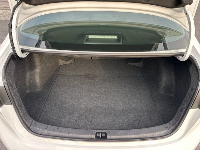 Used 2025 Toyota Corolla LE FWD image 27