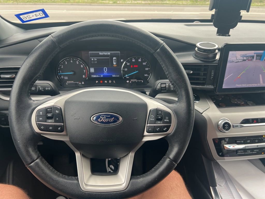 Used 2021 Ford Explorer XLT w/ Equipment Group 202A image 11